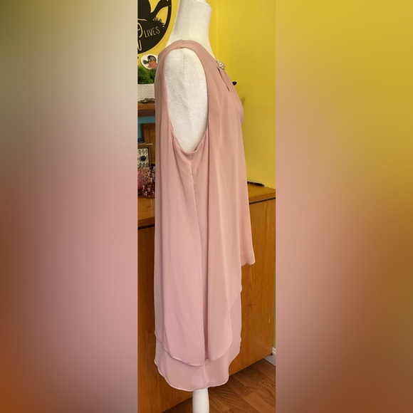 SLNY Rose Pink Cocktail/Special Event Dress - Picture 3 of 8